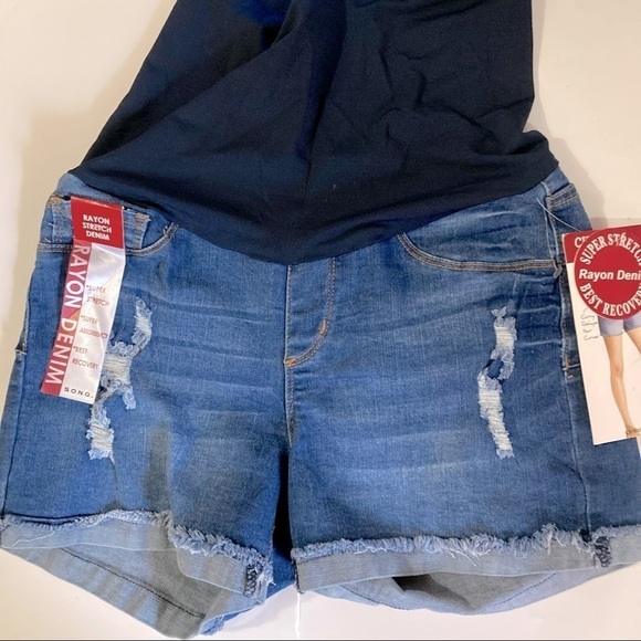 S.O.N.G maternity curvy jean shorts - Picture 3 of 8